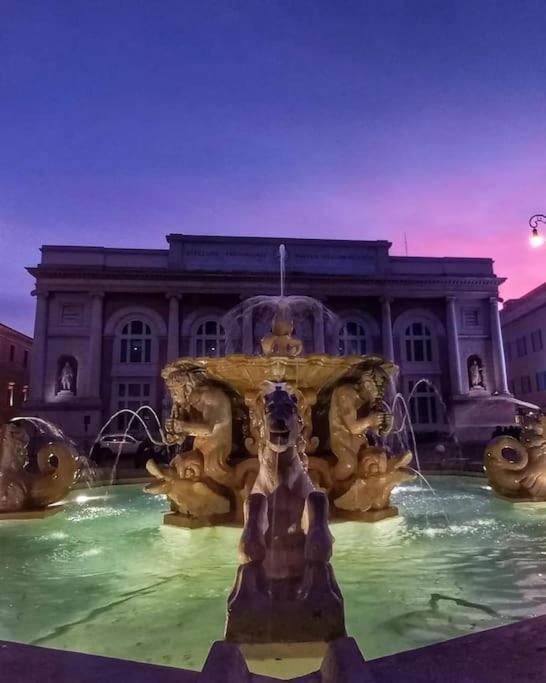 Il Nido Di Silvia A Due Passi Dal Teatro Rossini Pesaro Exterior foto